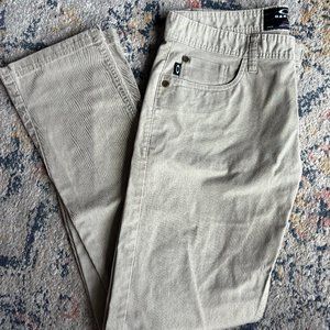 Oakley Slim Fit Khakis 34x32